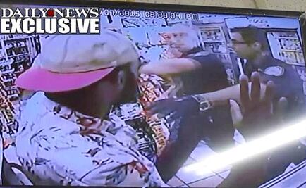 Video. Policías de NY golpean a afroamericano que se rindió