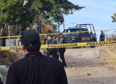 Aseguran camionetas, armas automáticas, cargadores y cartuchos durante operativos en Costa Rica, Sinaloa; hallan cuerpo calcinado en Culiacán