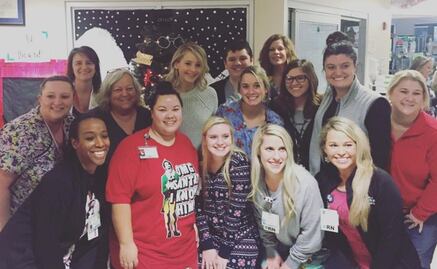 Jennifer Lawrence visita hospital en Kentucky