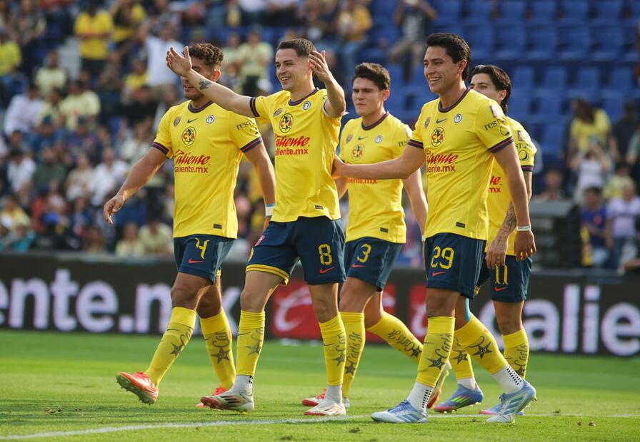 Álvaro Fidalgo y América en festejo de gol, tras cerrar la fase regular del Clausura 2025 con una goleada a Mazatlán - Foto: Carlos Mejía/EL UNIVERSAL