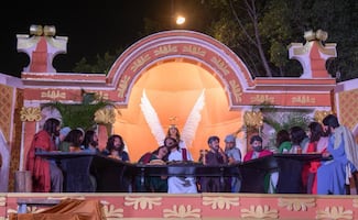 Jueves Santo en Iztapalapa: Arnulfo Morales como Jesús escenifica "La última cena" y lavado de pies; se alista para viacrucis 