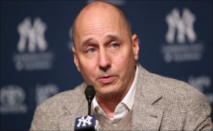 Gerente General de Yankees, detenido a punta de pistola por policías