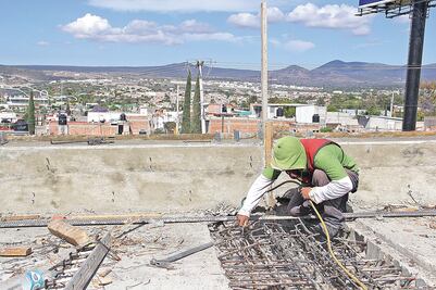 Economía mexicana crece 2.5% en el primer trimestre 