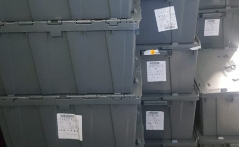 Aseguran camión con casi una tonelada de metanfetamina en Aeropuerto de Tijuana