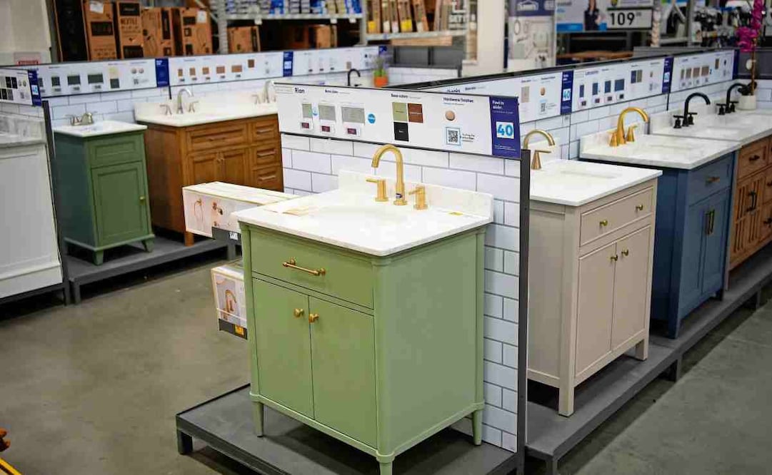 Washington anunció aranceles de 50% a gabinetes de cocina y tocadores, y de 30% a muebles tapizados. Foto: John Loche / AP