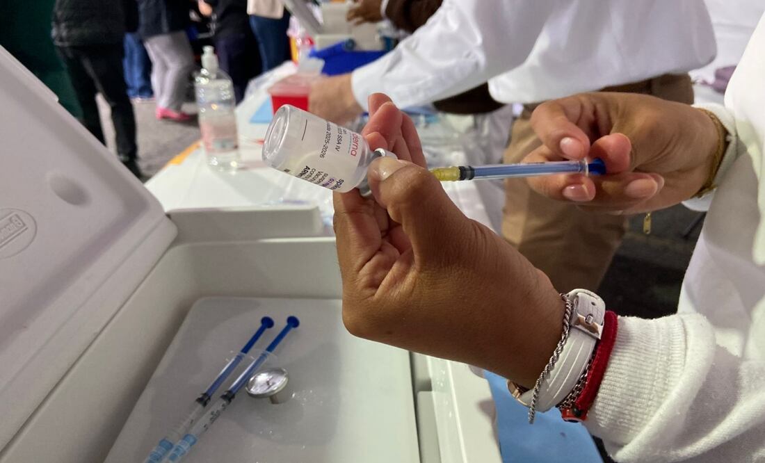 Inicia jornada masiva de vacunación en Ciudad Universitaria ante temporada invernal. Foto: Juan Carlos Williams