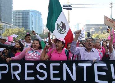 Comienzan a llegar manifestantes al Ángel de la Independencia para marcha en defensa del INE