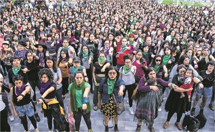 Crece respaldo de organismos del sector privado a paro de mujeres