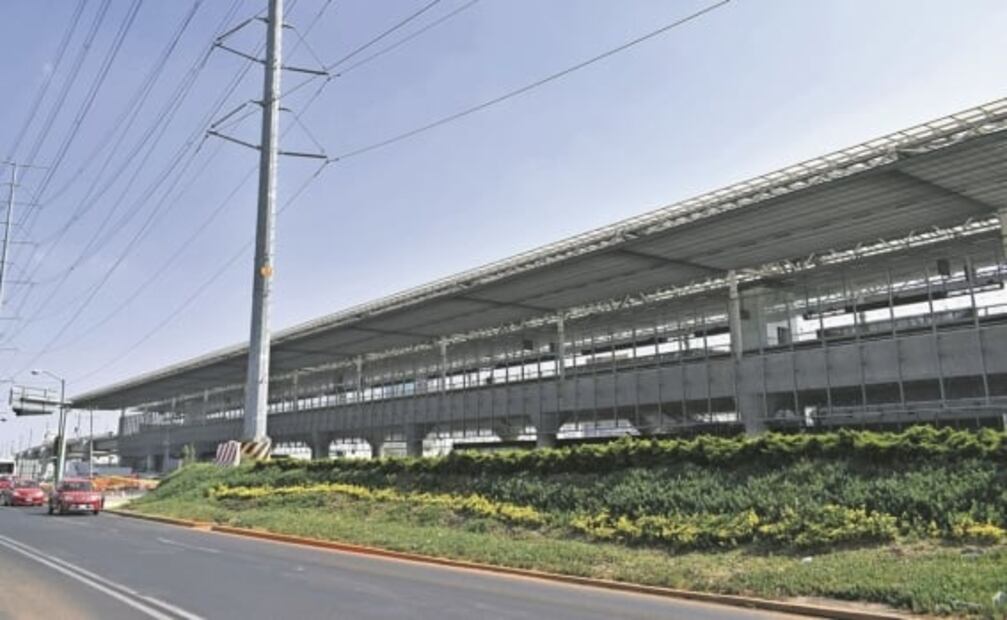 Aceleran trabajos en tren interurbano