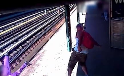 VIDEO. Hombre arroja a una mujer a las vías del metro en Nueva York 