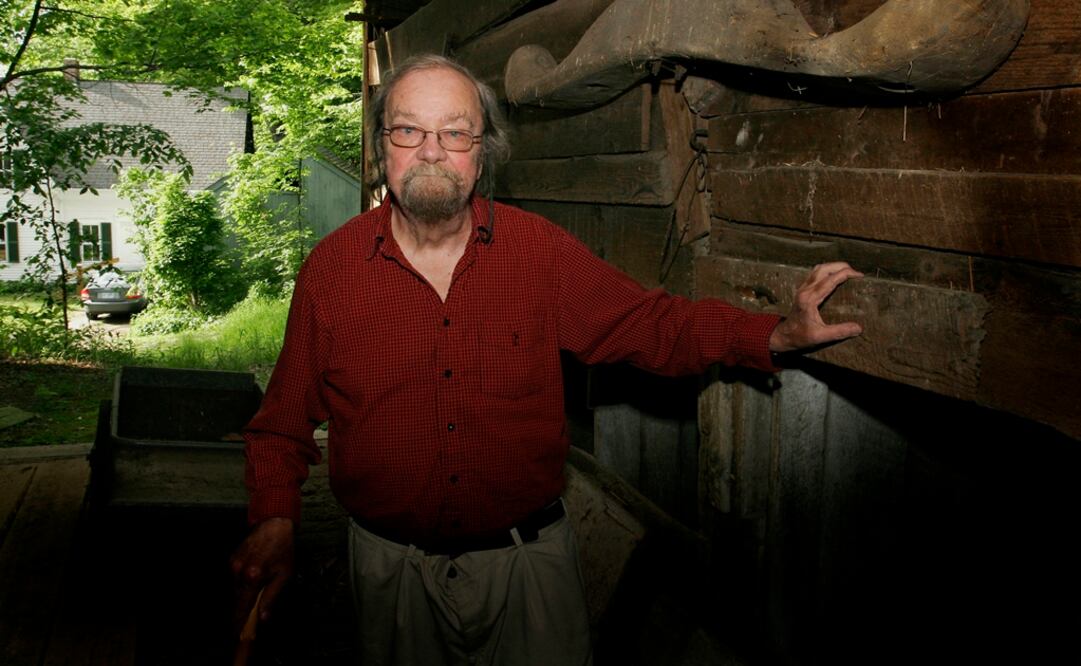 Donald Hall murió a los 89 años en su casa. Foto: AP Photo/Jim Cole, archivo