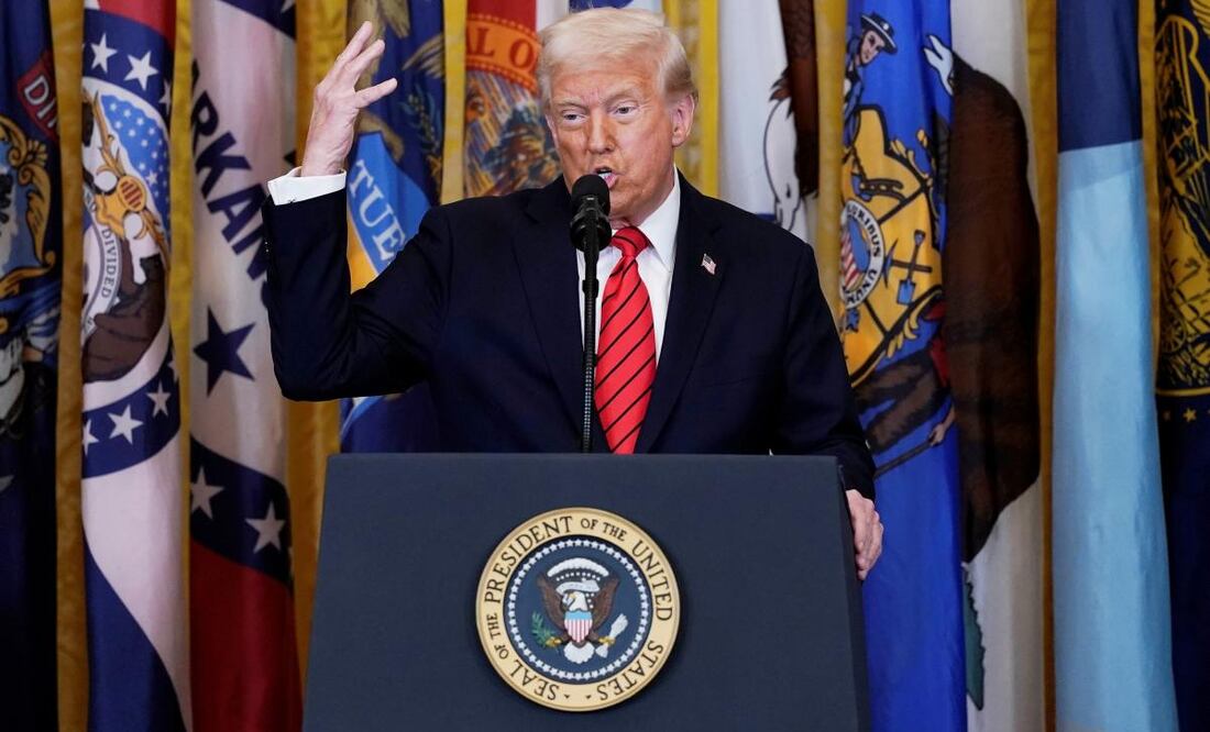 El presidente Donald Trump habla en un evento educativo y firma de una orden ejecutiva en la Sala Este de la Casa Blanca en Washington, el 20 de marzo de 2025. Foto: AP