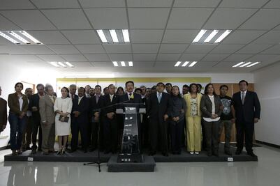 Gobierno llega pasmado a medio sexenio: PRD