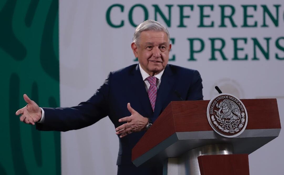 "¿Por qué me enfermé? Porque no me vacuné, no abusé", señaló López Obrador. Foto: Berenice Fregoso / EL UNIVERSAL