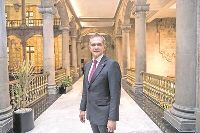 Van por 5 “peces gordos” del sexenio de Mancera