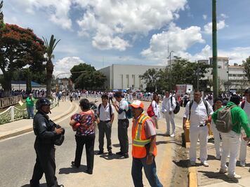 Hallan granada de fragmentación junto a escuelas en Oaxaca