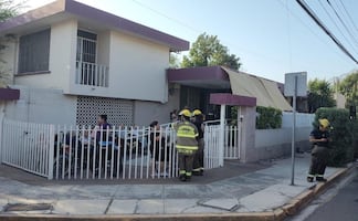 Evacuan a 18 personas por conato de incendio en casa de reposo en Monterrey; no se reportan lesionados