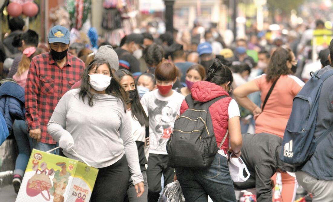 En esta temporada invernal, la contaminación puede agudizar infecciones como la influenza estacional y el Covid-19. HUGO GARCÍA. EL UNIVERSAL