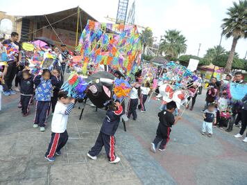 Tultepec celebra la Feria Nacional de la Pirotecnia
