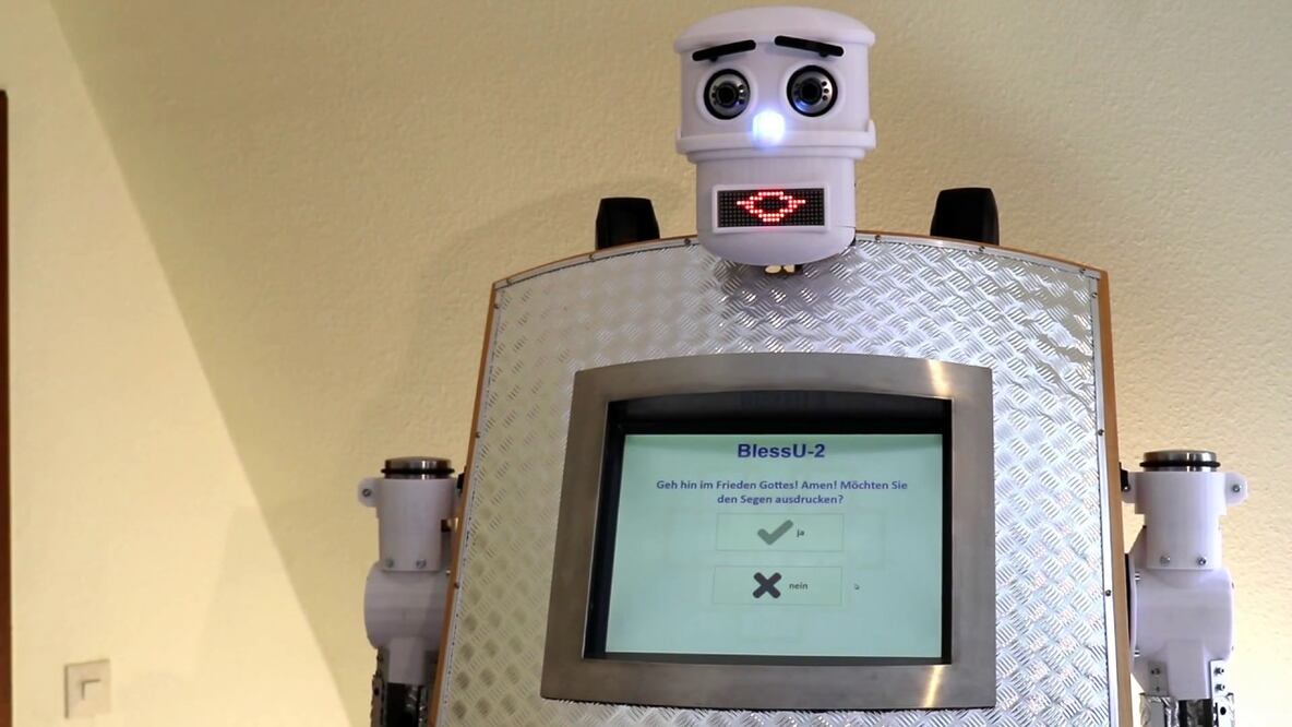 Su nombre es BlessU-2  y tiene voz de hombre y mujer. (Foto: Youtube Volker Rahn)