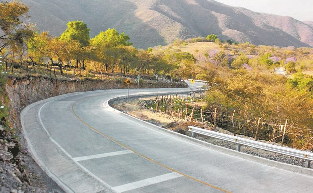 Entre los proyectos que destacó el gobierno de Querétaro está la rehabilitación y construcción de más de 225 kilómetros de caminos. Foto: ESPECIAL