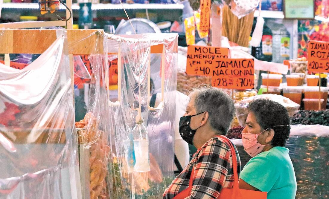 La población del país ve leves avances en asuntos económicos. Foto: ARCHIVO EL UNIVERSAL