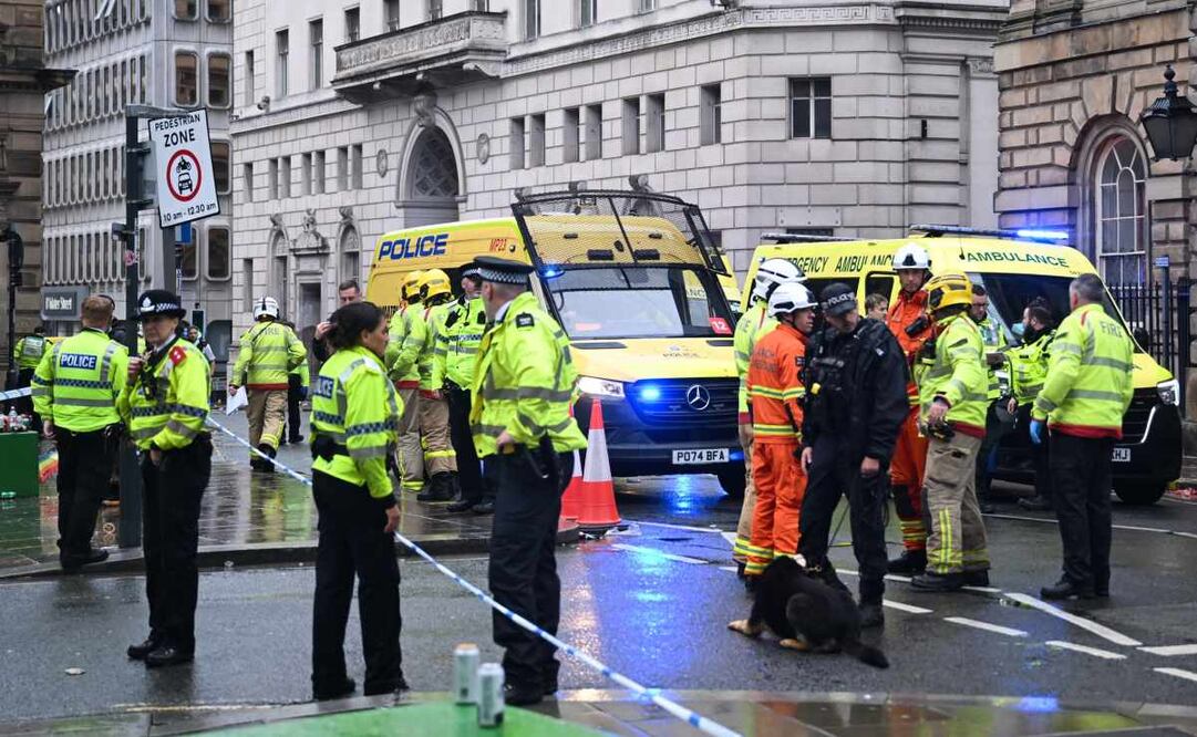 Atropello en Liverpool: Tragedia a multitud de aficionados deja 27 hospitalizados, incluidos cuatro niños. Foto: AFP