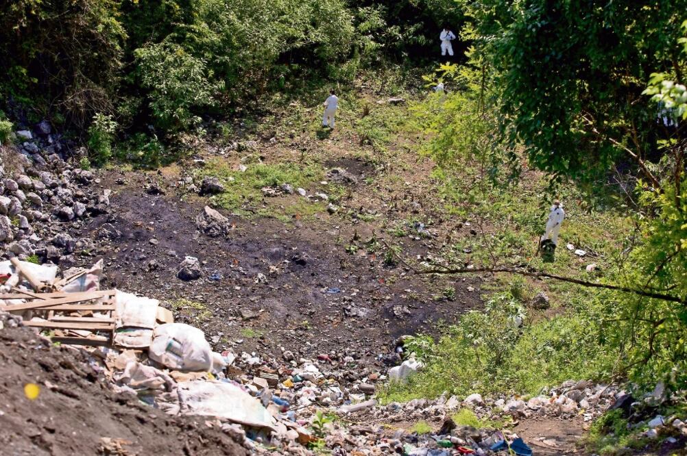 Con aviones no tripulados la PGR toma fotografías de la superficie de Iguala y con rayos infrarrojos identifica objetos extraños en el subsuelo (ARCHIVO EL UNIVERSAL)