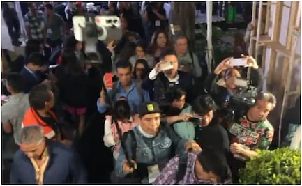 "¡Internet!" Grita prensa para poder reportear el segundo debate; 15 minutos después fue reestablecido