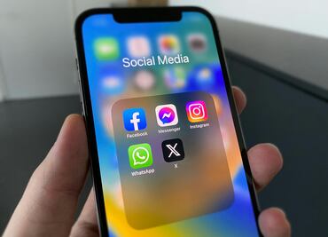 Brasil da 30 días a Meta para informar si eliminación de verificación aplica en el país; decisión, “mala para la democracia”