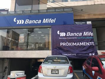 Comando arranca cajero en Satélite 