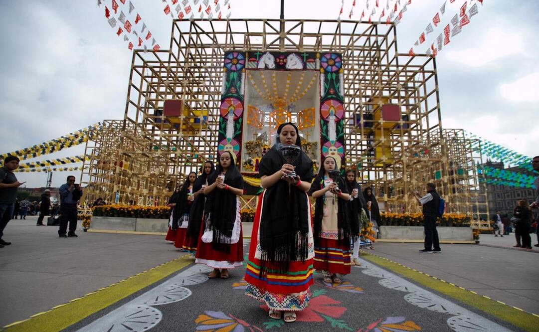 Así luce la ofrenda de Día de Muertos del Zócalo 2019