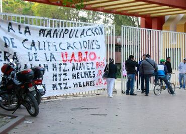 Mantienen bloqueo en Universidad de Oaxaca