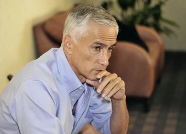 Jorge Ramos, el periodista que salió de Univision, incomodó a Salinas, fue sacado por Trump e hizo enojar a AMLO