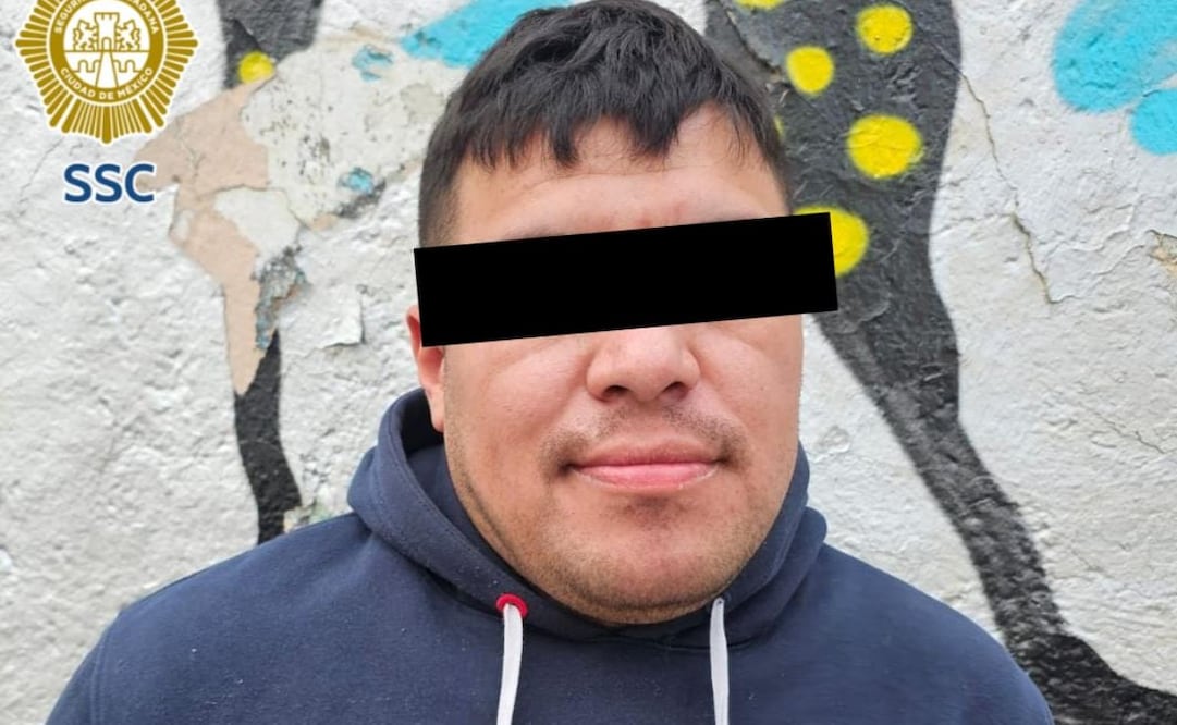 Captura a "El Ganso" presunto jefe criminal del grupo criminal Los Gansos; le aseguraron diversas dosis de drogas.
Foto: Especial.