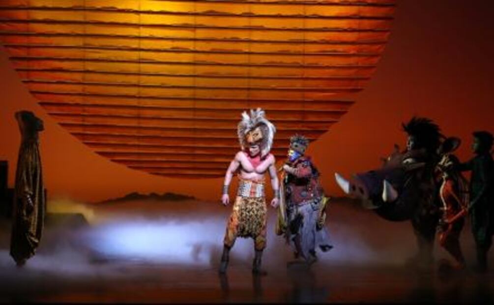 Atletas mexicanos apadrinan 700 funciones de "El Rey León"