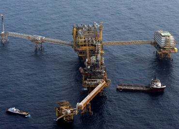 México obtiene 11 mil 600 mdd por petróleo en EU