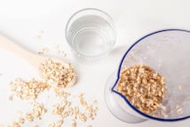 Por qué se debe remojar la avena antes de comerla