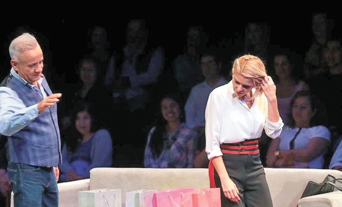 Álvaro Guerrero e Itatí Cantoral protagonizan la puesta en escena. JUAN BOITES. EL UNIVERSAL