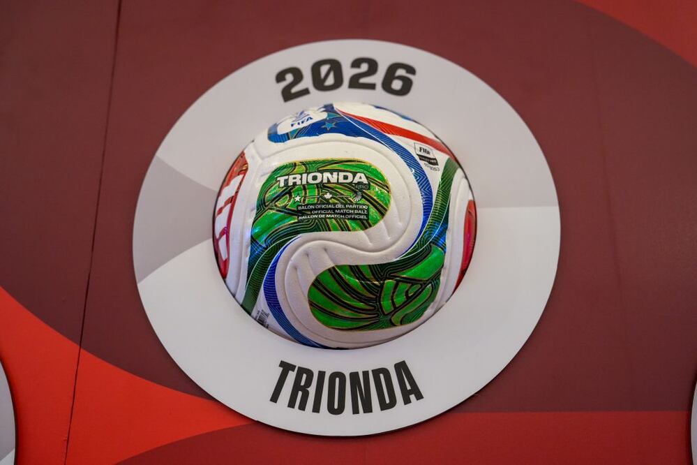 El balón oficial del Mundial 2026, Trionda, fue sometido a pruebas aerodinámicas para garantizar un vuelo más estable que el del Jabulani de 2010. Crédito: EFE/ Alberto Boal