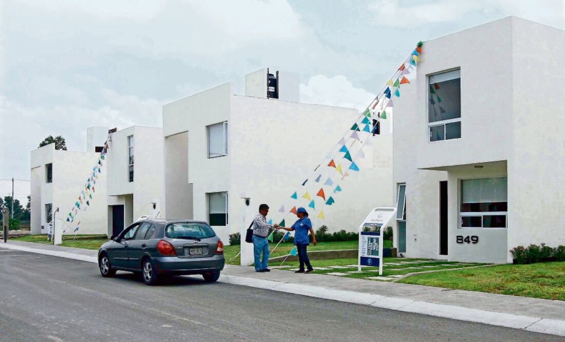 Oferta. El Fondo de la Vivienda del Instituto de Seguridad y Servicios Sociales de los Trabajadores del Estado da créditos desde 450 mil pesos hasta 3 millones de pesos (ARCHIVO EL UNIVERSAL)