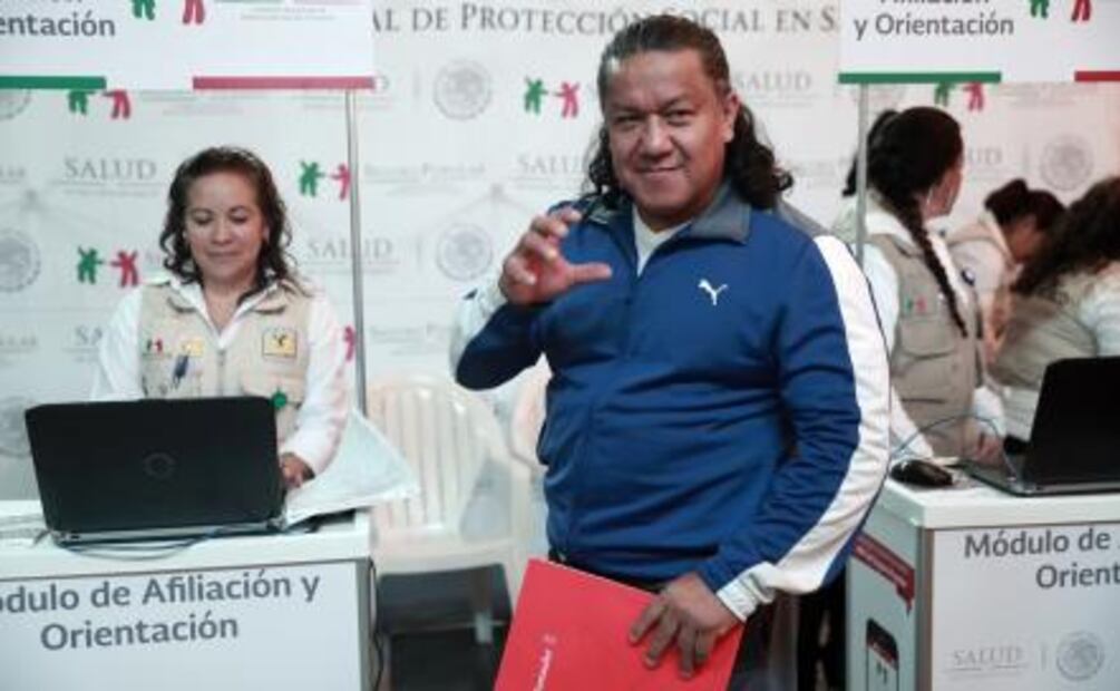 Técnicos y rudos se afilian al Seguro Popular