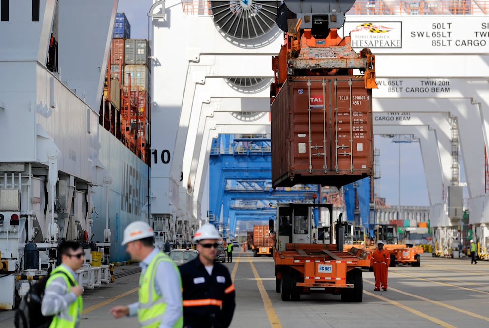 Las exportaciones totales aumentaron un 8.1% interanual en enero hasta los 48 mil 007 millones de dólares, según precisó el organismo con base en cifras originales. Foto: Archivo