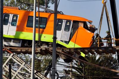 Critican en redes sociales a partidos por subirse a tema de accidente en Metro Olivos 