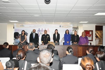 Semar busca acciones para incorporar a mujeres en condiciones de equidad