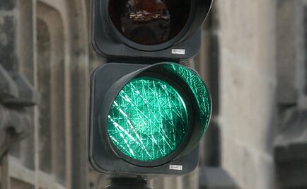 UNAM propone semáforos inteligentes