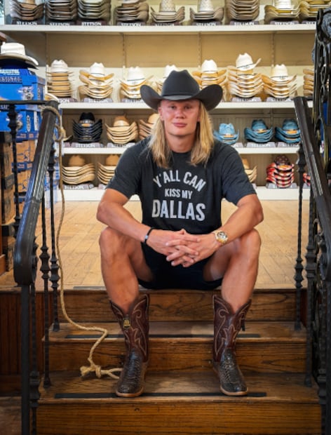 Erling Haaland ha convertido la moda en una extensión de su personalidad. Foto: Instagram @erling