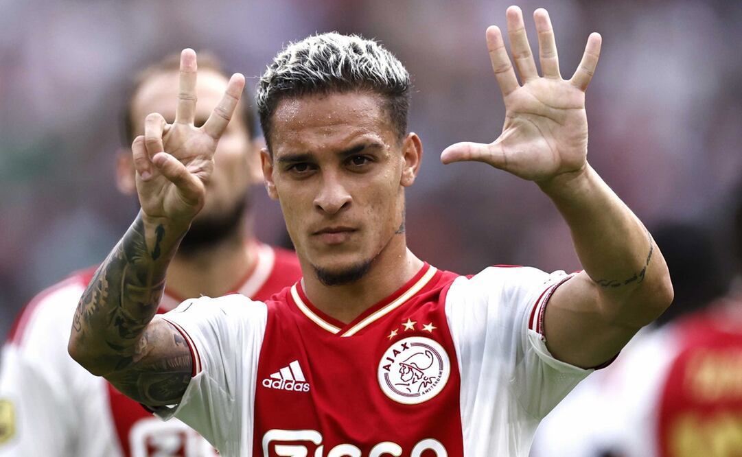 Antony celebrando con el Ajax - FOTO: EFE