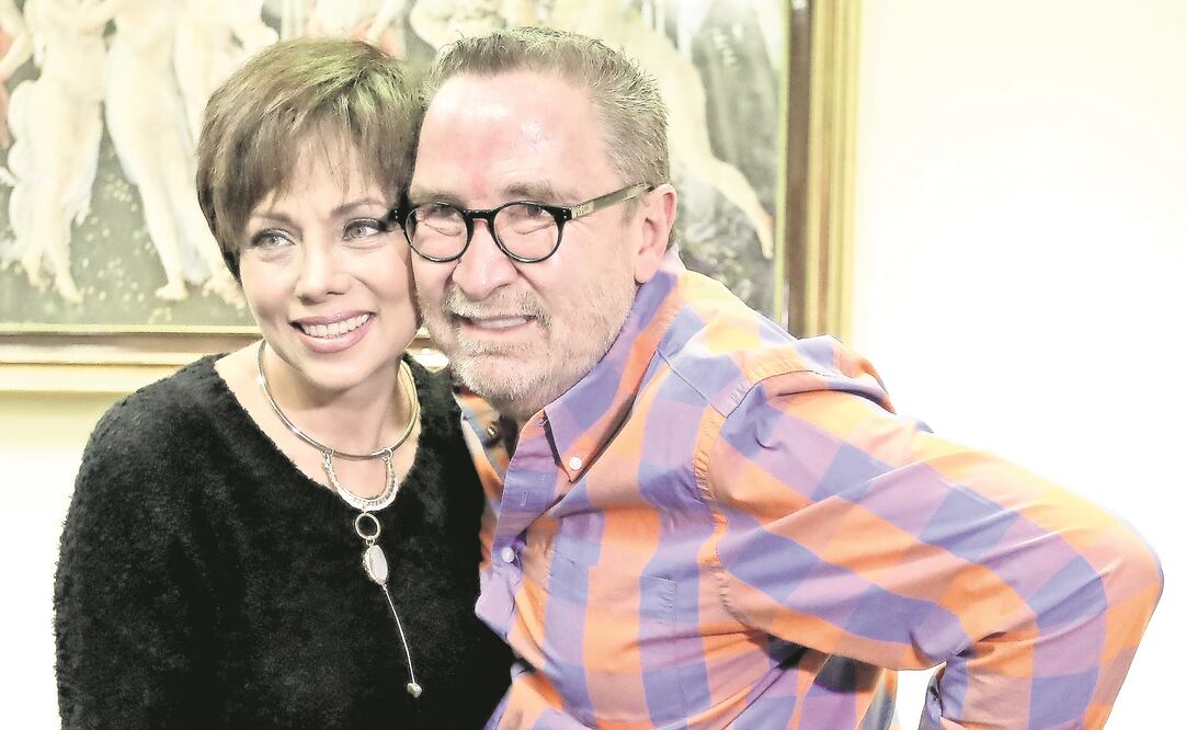 Cecilia Gabriela y el productor Ignacio Sada vieron el último capítulo (ALEJANDRO ACOSTA. EL UNIVERSAL)