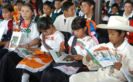 Banquete de libros para festejar el Día del Niño